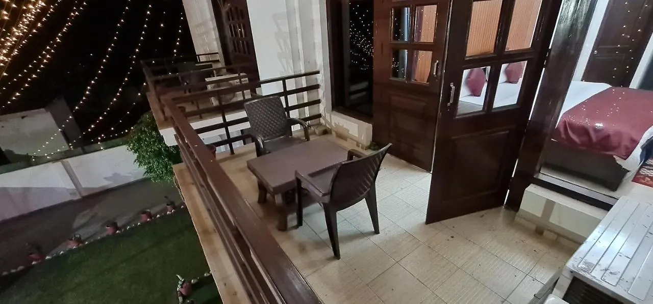 Hotel Nook Inn & Suites - Mg Road Metro Gurgaon