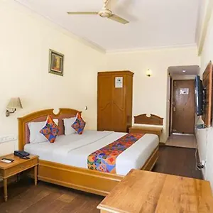Hotel Fabhotel Altus, Gurgaon