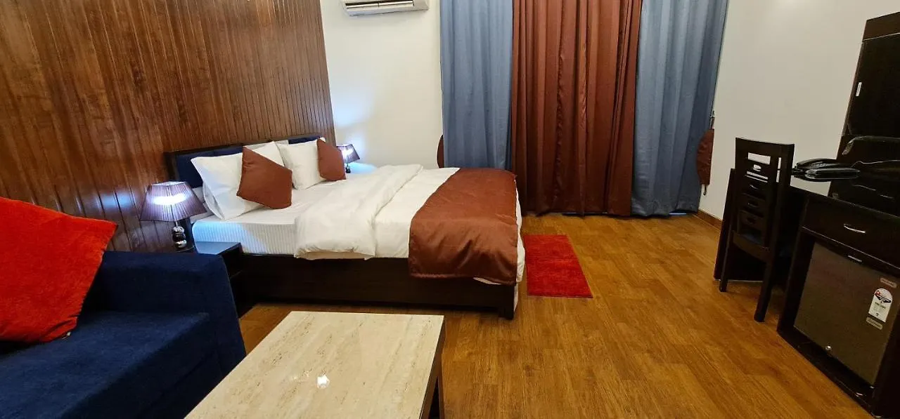 Nook Inn & Suites - Mg Road Metro グルガウン